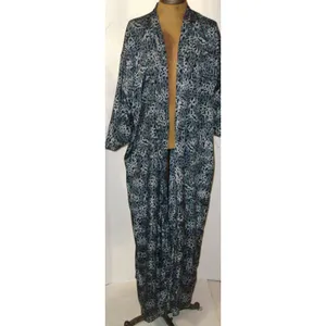 New Designer Josie Natori Caftan Robe M Silk Black Gray Long Pockets Cheetah thumbnail 4