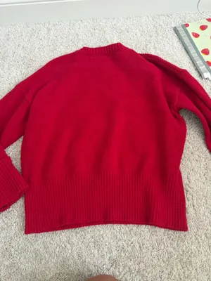 Amazon sweater thumbnail 5