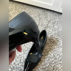 Zara Women’s Black Patent Pumps Heels Size EU 39‎ thumbnail 6