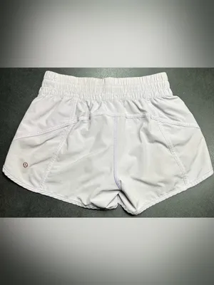 Lululemon Hotty Hot Women's Size 6 Low Rise 2.5" Light Grey Running Shorts thumbnail 3