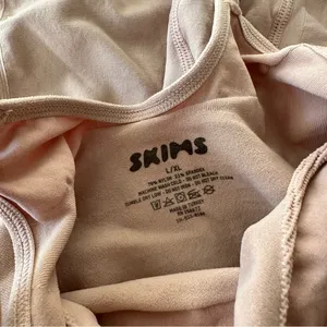Skims Seamless Sculpt Bodysuit L/XL thumbnail 6