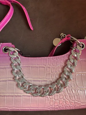 Croc-Embossed Pink Shoulder Bag with Silver Chain Accent thumbnail 5