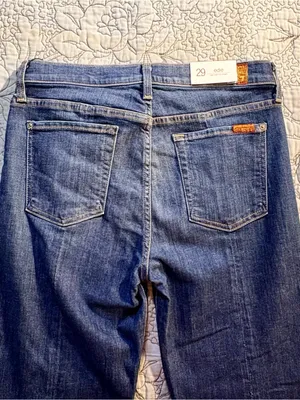 💥NWT 7 For All Mankind Edie High Rise Crop Straight Jeans Grommet Raw Hem~29🧡 thumbnail 9