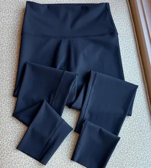 NWOT Offline by Aerie Navy 7/8 Hi-Rise Leggings size S thumbnail 1