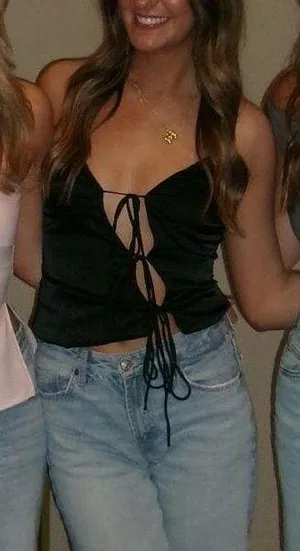 Black Top thumbnail 1