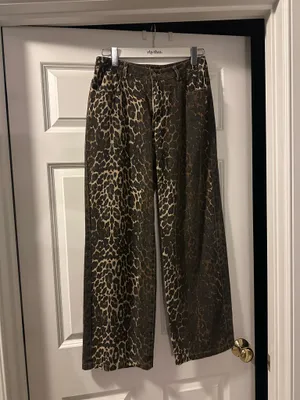 Edikted Cheetah Jeans thumbnail 2