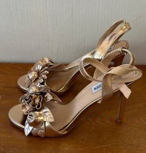 Steve Madden Women's High Heel Ankle Strap Sandal Rose Gold Sze 7 / 38 Sku 2869 thumbnail 4