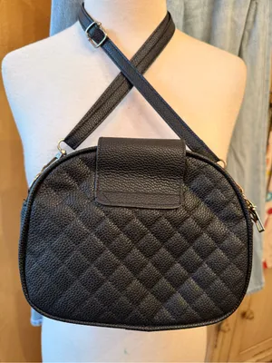 Quilted Crossbody Bag Black thumbnail 1