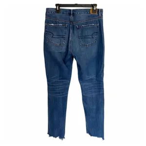American Eagle hi-rise distressed, raw hem Girlfriend Jeans thumbnail 6