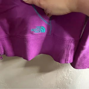 The North Face Purple Teal Spellout Mock Neck Zip Up Outdoor‎ Jacket thumbnail 3