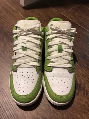 Nike Jordan Low thumbnail 2