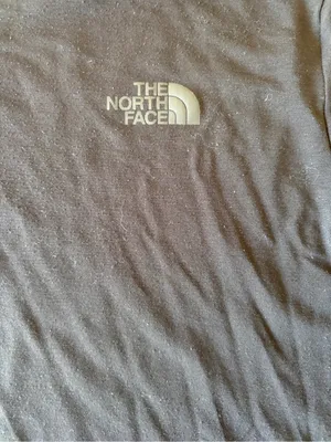 The North Face Women’s Long Sleeve Logo Graphic T-Shirt Black Size Medium thumbnail 2