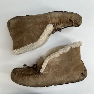 UGG Sz 8 Alena Moccasin‎ Slippers 1004806 Shearling Chestnut Suede Bootie Shoe thumbnail 4
