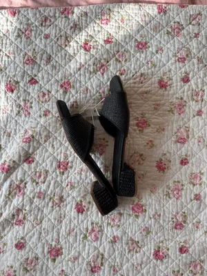 American Eagle heels thumbnail 2