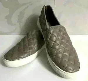 Steve Madden Womens Ecentrcq Low Top Slip on Shoes thumbnail 1