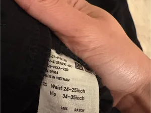 Uniqlo Black Women’s Soft Joggers thumbnail 3