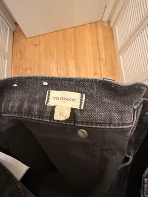 Madewell 90s Straight Jeans High-Rise thumbnail 4