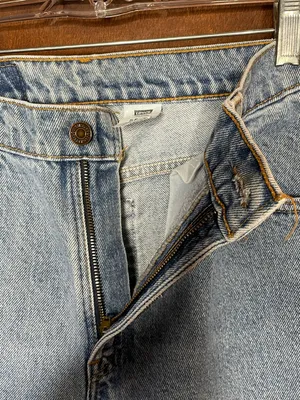 Levis 550 Mom Jeans Womens 8 USA Made High Rise Tapered Light Wash Vintage Y2K thumbnail 3