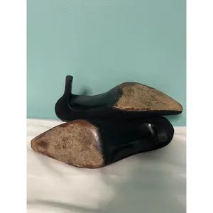 Stuart‎ Weitzman Black Suede Heels - Sz 7.5 Classic Elegance S-255 thumbnail 8