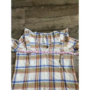 EUC Womens Madewell V‎ Neck Shoulder Ruffle Top In Plaid Short Sleeve Size L thumbnail 9