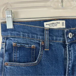 Abercrombie & Fitch Blue Wash Ultra High Rise Ankle Straight Curve Love Size 00 thumbnail 3