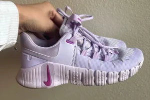 Nike Metcons  thumbnail 1