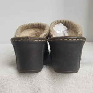 UGG Austraila Leather Wool Lined Clogs thumbnail 5