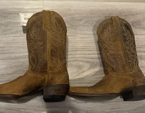 Cavender’s NWT women’s brown cowgirl boots size 6.5 thumbnail 1