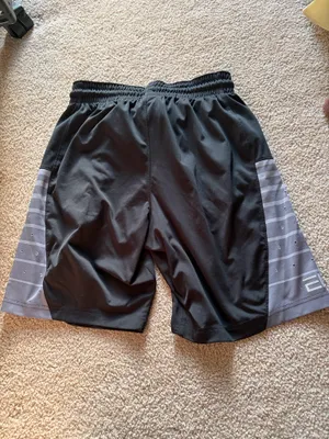Nike Elite Men’s athletic shorts with gray side panels thumbnail 5