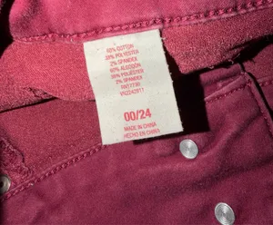 Mossimo Supply Co. Women’s High-Waisted Red Shorts – Like New, Size 00 Upgrade your summer wardrobe with these stylish Mossimo Supply Co. high-waisted shorts in a vibrant red/burgundy shade. Condition: Like new, excellent condition with no marks, stains, or flaws. Brand: Mossimo Supply Co. Size: Women's 00 / 24 Details: High-waisted silhouette, trendy multi-button closure, cuffed hems, 5-pocket styling, and durable belt loops. Material: 60% Cotton, 38% Polyester, 2% Spandex for a soft, comfortable fit with just the right amount of stretch. Fast shipping! Feel free to reach out with any questions. thumbnail 4