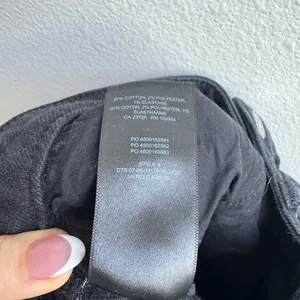 Aritzia Wilfred Size 0 / XS The Melina Jeans Straight Solid Wash Black Gray thumbnail 7