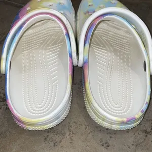 CROCS White Pastel Tie Dye Clog Sandal Shoes Unisex Mens 7 Womens 9 thumbnail 6