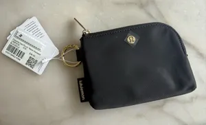 Lululemon Clippable Card Pouch thumbnail 1