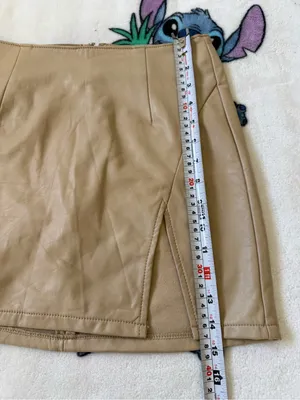 Rewash Size XS Taupe Faux Leather Mini Skirt Front Slit Y2K Minimalist Moto Chic thumbnail 6