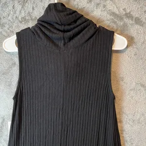 Abound Cowl Neck Knit Ribbed Sleeveless Dress Black Ribbed‎ Size Medium New thumbnail 2