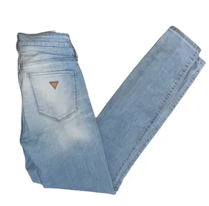 GUESS Sexy Curve Skinny Jeans Size 27 thumbnail 1