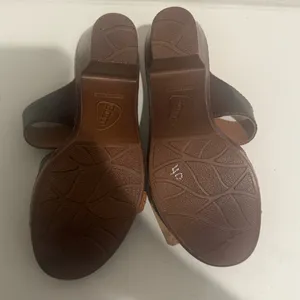 BORN Wallowa Brown Leather Platform Mule Sandal Size 9 F64503 NEW thumbnail 9