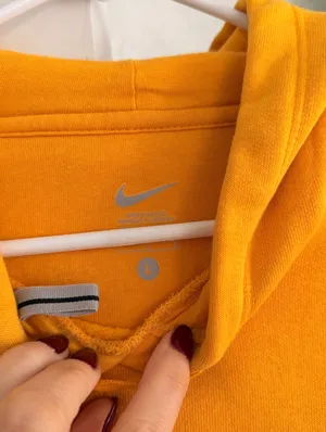 Vintage Nike Hoodie thumbnail 2