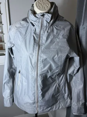 EUC: Avalanche Women Weather Shield Small Waterproof Jacket Gray/Silver‎ Active thumbnail 1