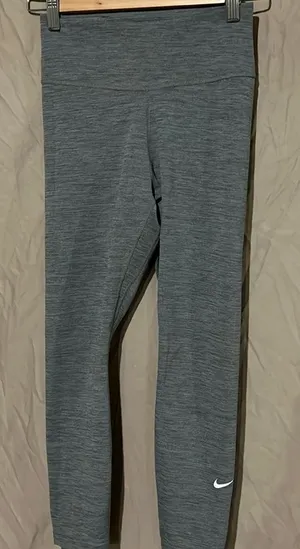 Nike leggings thumbnail 1