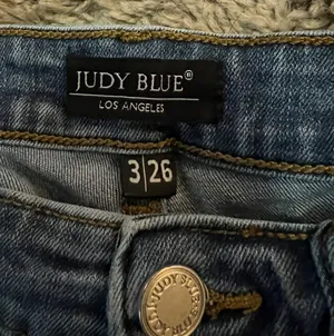 Judy Blue Skinny Jeans thumbnail 3