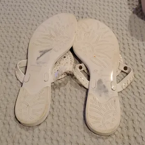 Jack Rogers white sandals w/ iconic circular vamp feature. Size 10 (#14) thumbnail 3