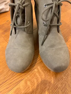 Toms Colette Dark Taupe Lace-Up Ankle Wedge Booties Size 6 thumbnail 5