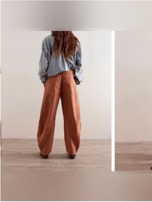 NWT Free People We The Free Good Luck Mid-Rise Barrel Jeans - ginger root - 32 thumbnail 4