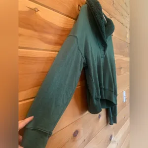 American Eagle Womens M Pullover Long Sleeve Shawl Collar Sweatshirt Green thumbnail 2