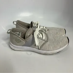 New Balance fuelcore nergize V1 sneaker light‎ gray women’s size 7.5 casual thumbnail 3