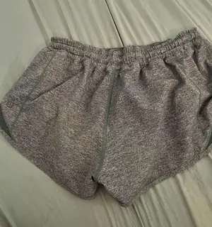 Gray Hotty Hot Shorts 2.5” thumbnail 2