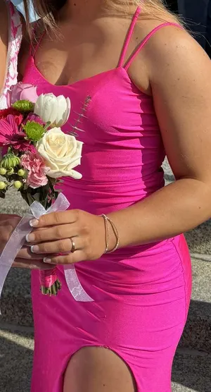 Pink Prom Dress Size 6 thumbnail 4