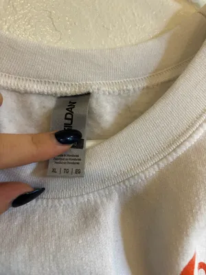 The viral podcast merch Size L thumbnail 3