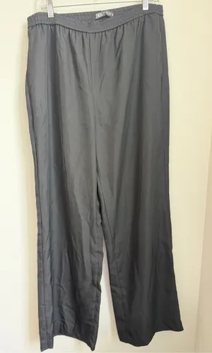 Zara Black Wide-Leg Pants thumbnail 1
